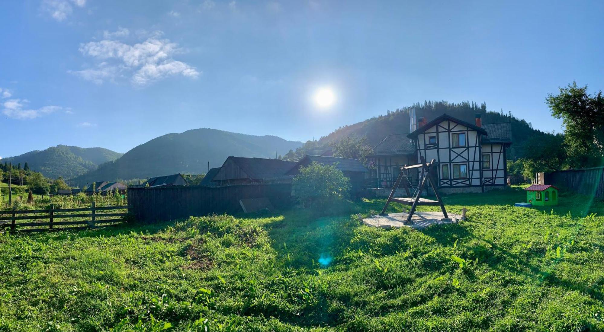 Дім Villa Tukhlya Exterior photo